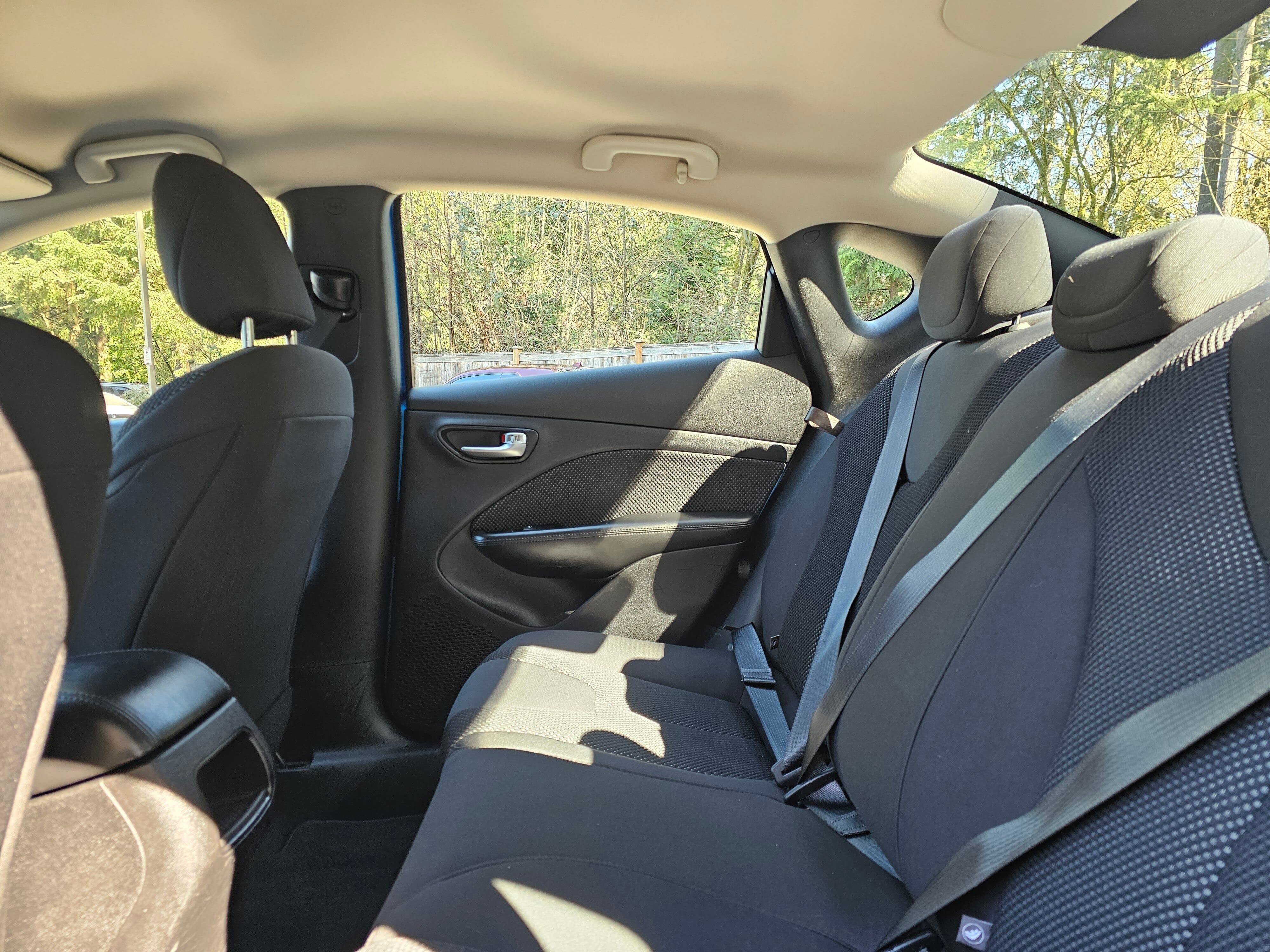 Used 2016 Dodge Dart SE image 16