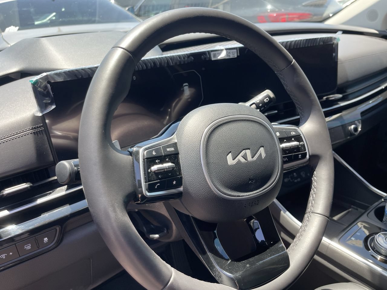 Used 2025 Kia Carnival SX Prestige FWD image 10