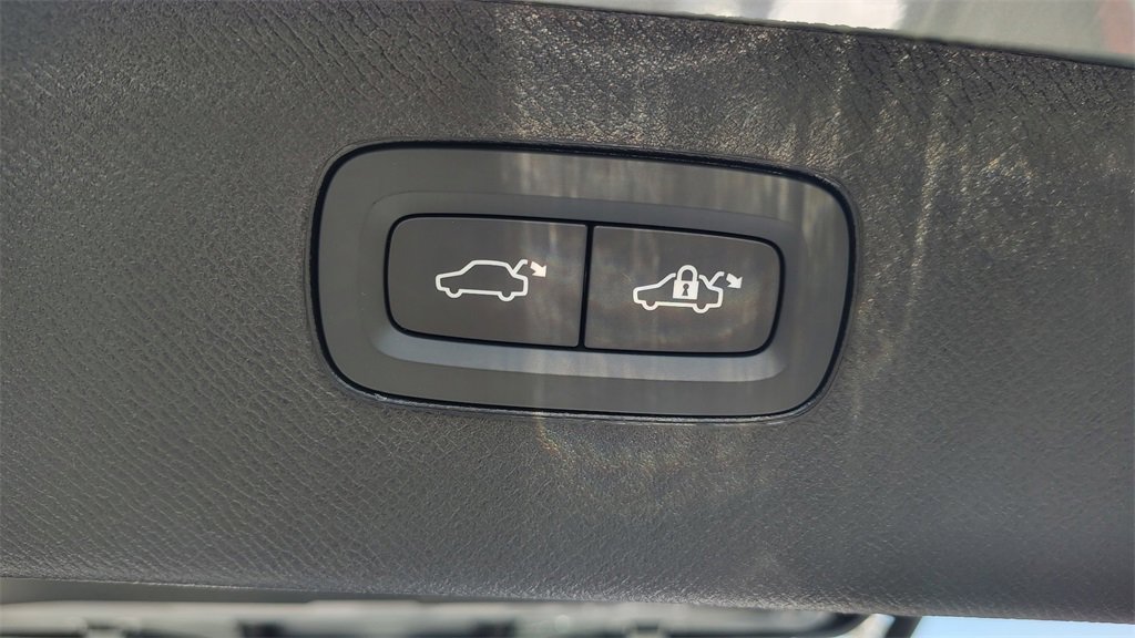 New 2026 Volvo XC90 B6 Ultra image 36