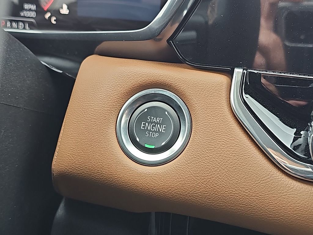 New 2025 GMC Canyon AT4 w/ Nightfall Edition image 22