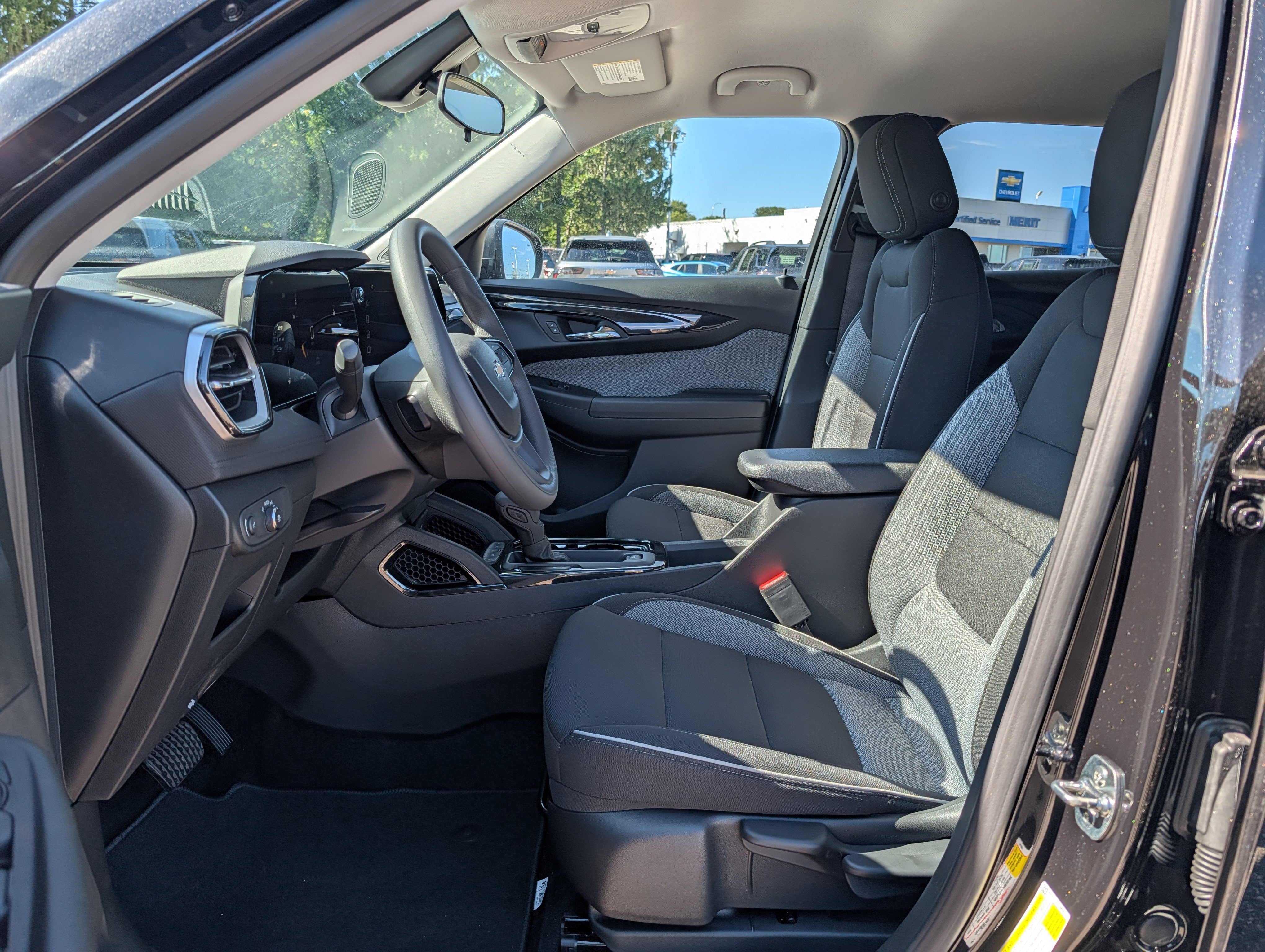 New 2026 Chevrolet TrailBlazer LS w/ LS Convenience Package AWD/4WD image 8