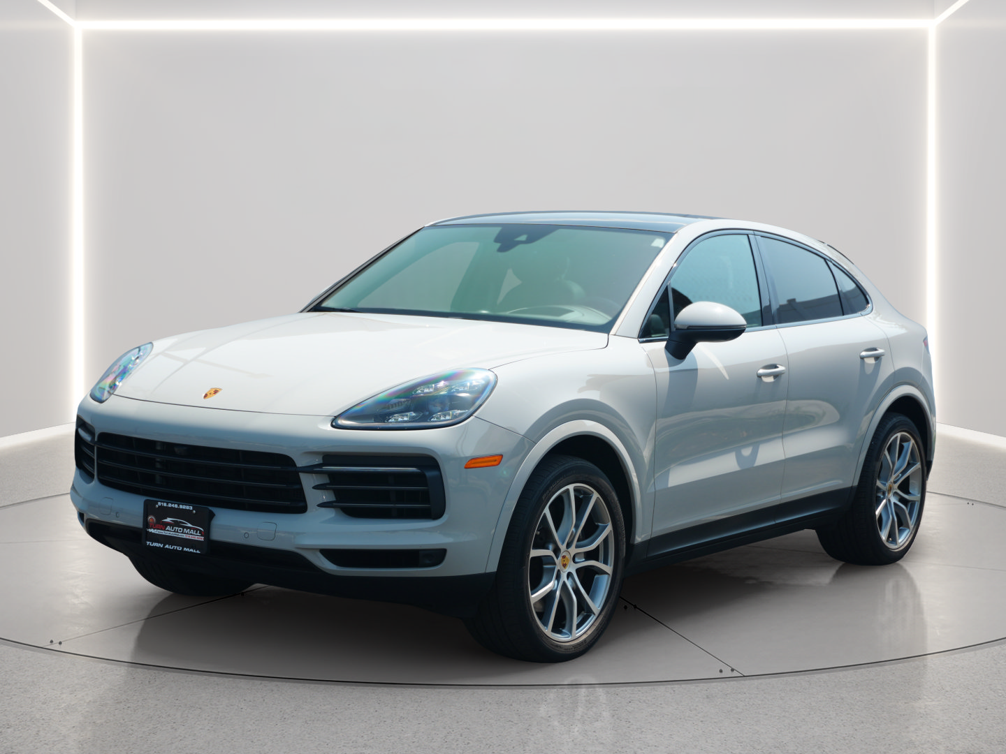 Used 2022 Porsche Cayenne S AWD/4WD image 1