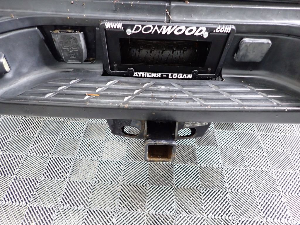 Used 2011 Chevrolet Silverado 2500 LT w/ Interior Plus Package image 14