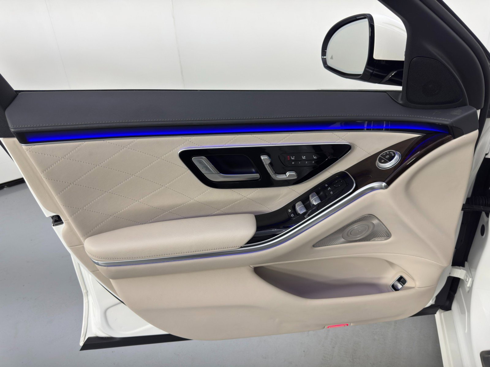 Used 2022 Mercedes-Benz S 580 4MATIC Sedan image 54