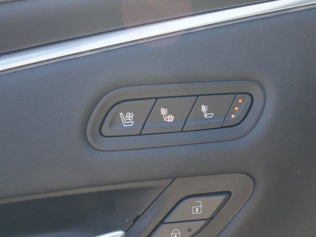 Certified 2022 Cadillac Escalade Premium Luxury w/ LPO, Floor Liner Package image 9