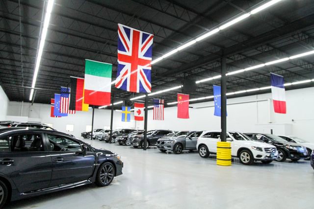 Used 2024 Lexus ES 350 Ultra Luxury w/ Accessory Package (Z1) image 29