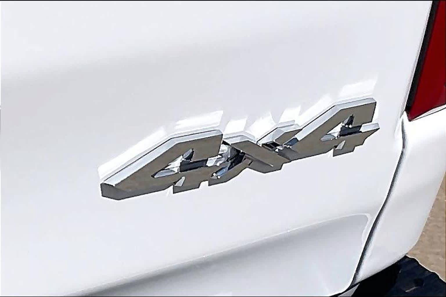 New 2027 RAM 1500 Laramie AWD/4WD image 15