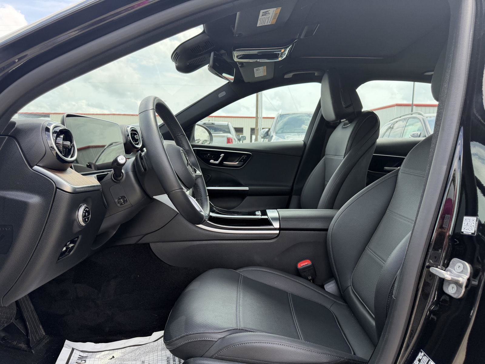 Certified 2025 Mercedes-Benz C 300 4MATIC Sedan image 5