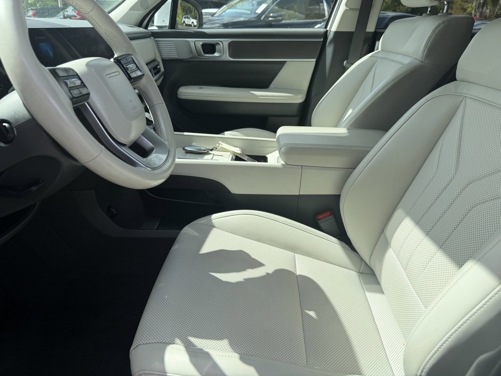 Used 2025 Hyundai Santa Fe SEL image 17