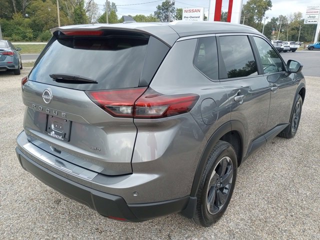 Certified 2025 Nissan Rogue SV w/ SV Premium Package image 3