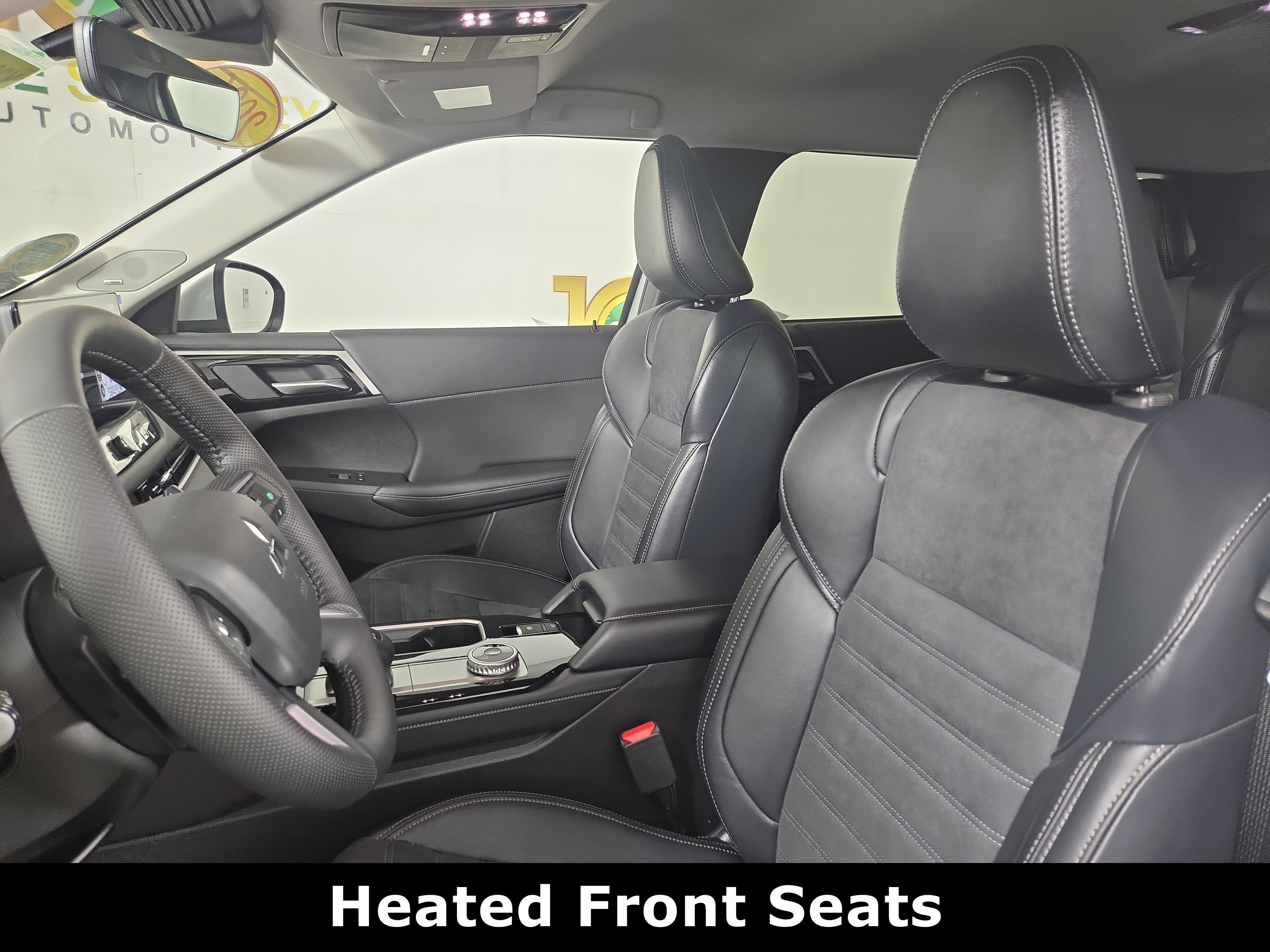 New 2026 Mitsubishi Outlander SE FWD image 10