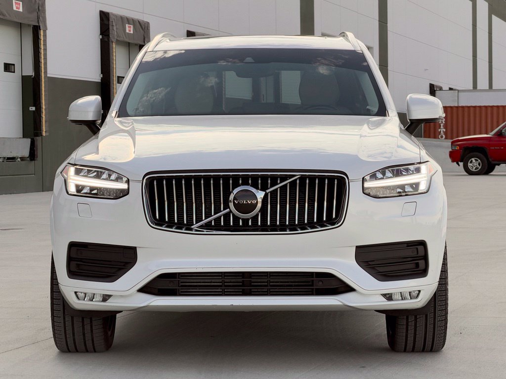 Used 2022 Volvo XC90 T6 Momentum w/ Climate Package AWD/4WD image 6