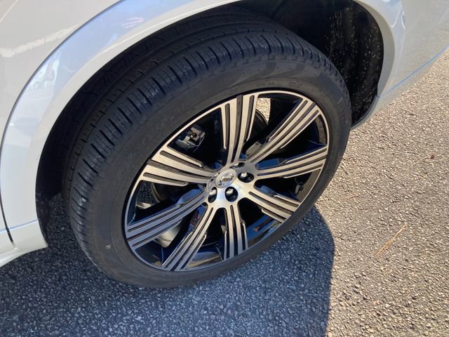 New 2025 Volvo XC90 T8 Core w/ Climate Package image 12