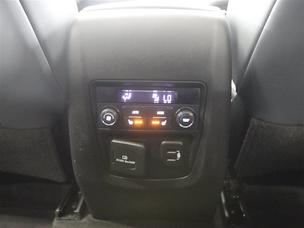 Used 2021 Buick Enclave Premium w/ Sun and Sites Package AWD/4WD image 26