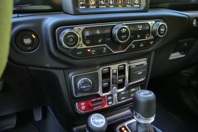 Used 2023 Jeep Wrangler Unlimited Rubicon 392 image 13