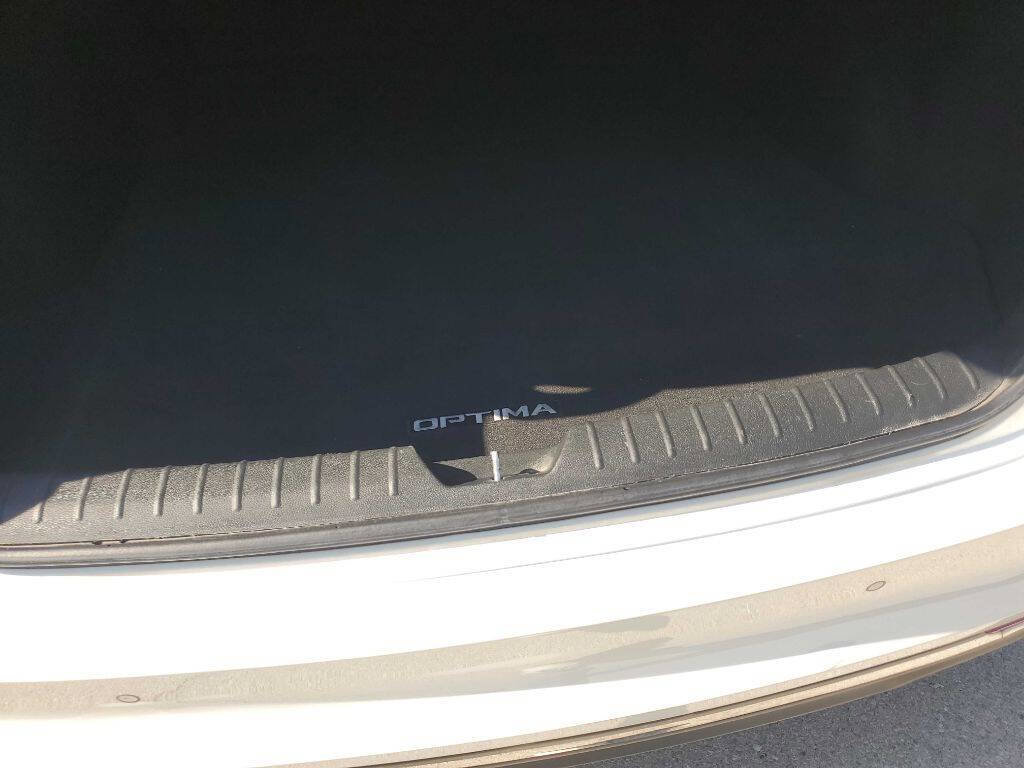 Used 2018 Kia Optima LX w/ Convenience Package image 11