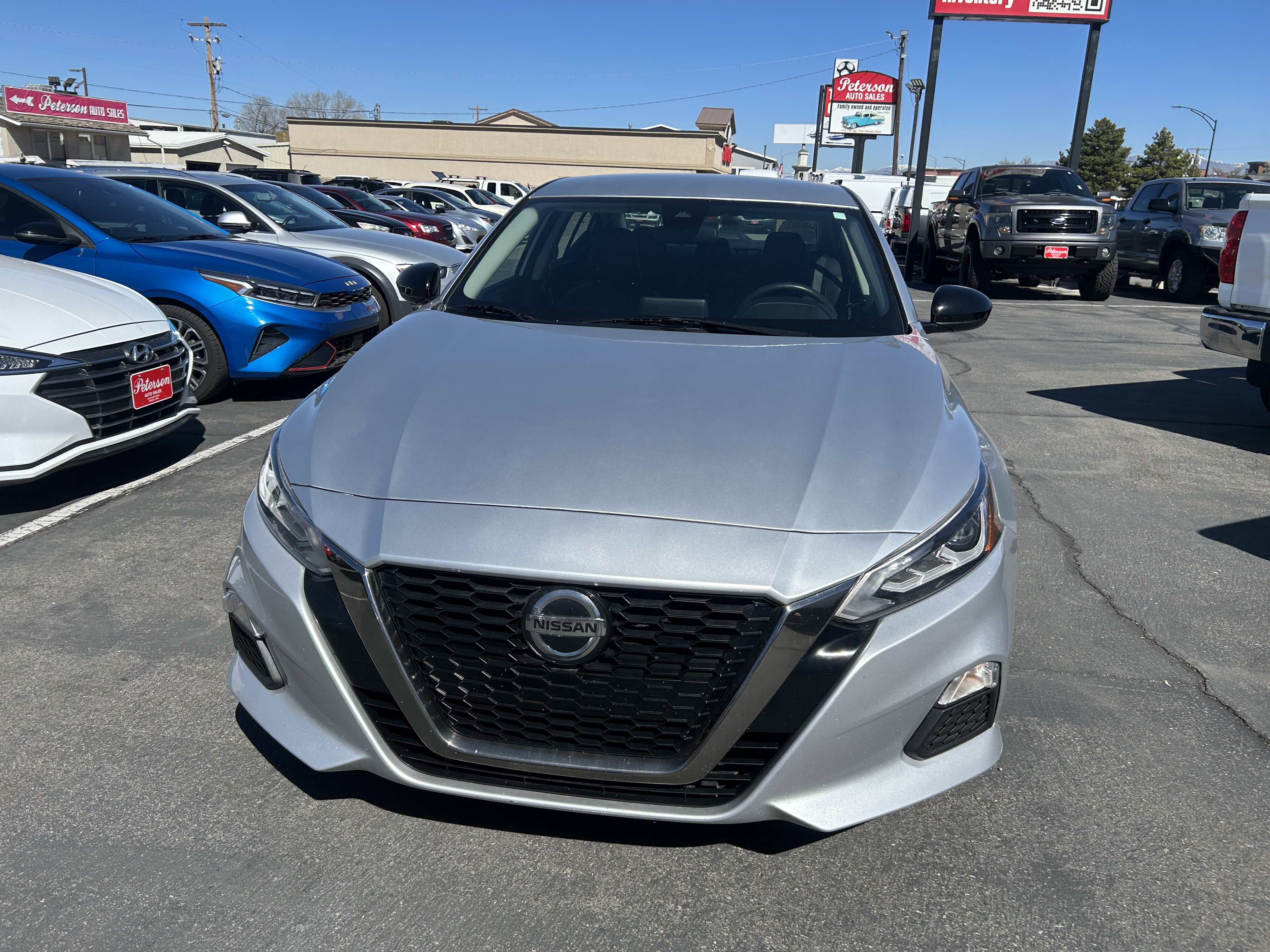 Used 2022 Nissan Altima 2.5 SR FWD image 3
