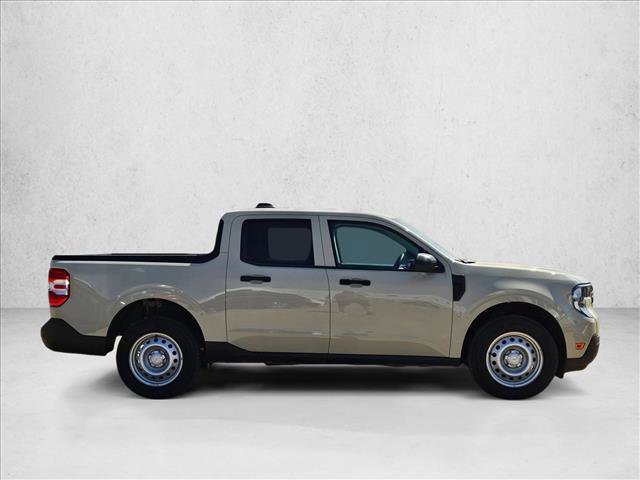 Certified 2025 Ford Maverick XL w/ Equipment Group 102A image 4