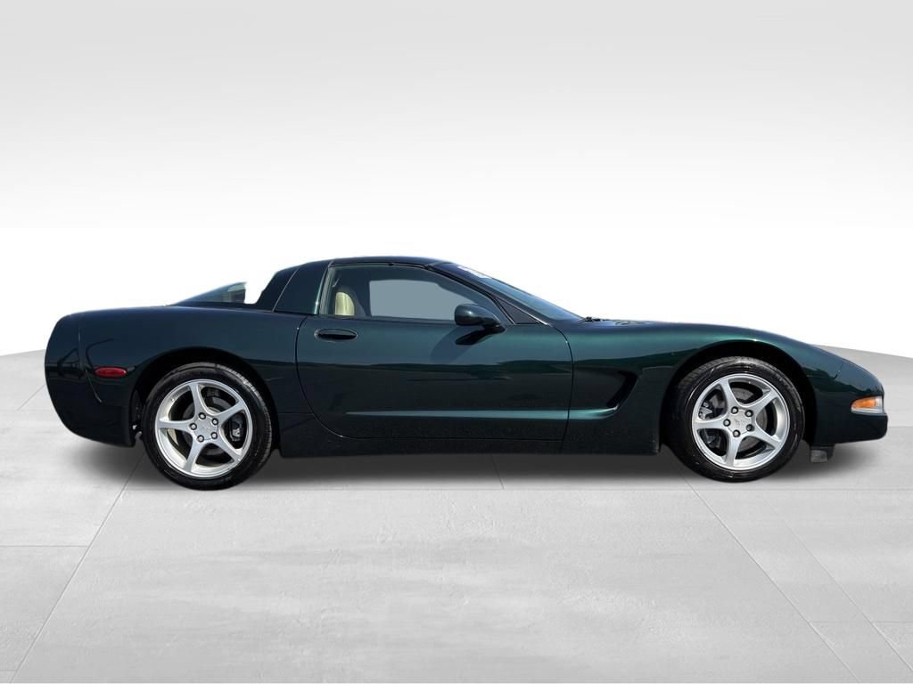 Used 2001 Chevrolet Corvette Coupe w/ Preferred Equipment Group1 RWD image 6