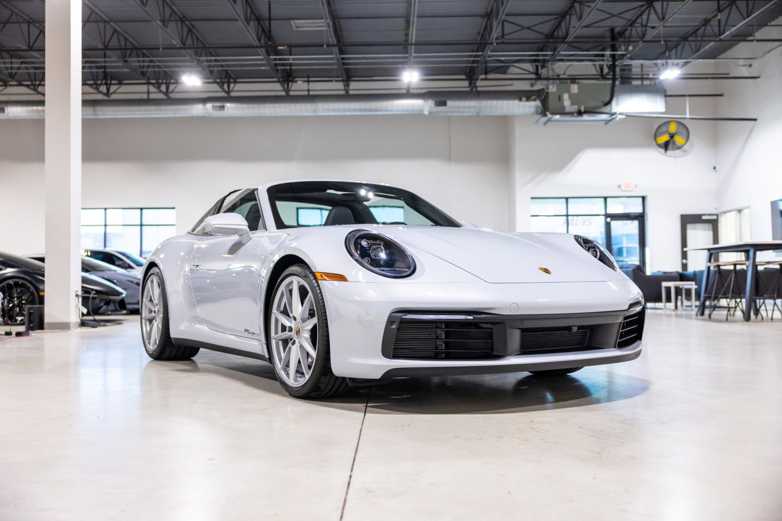 Used 2024 Porsche 911 Targa 4S w/ Premium Package image 3