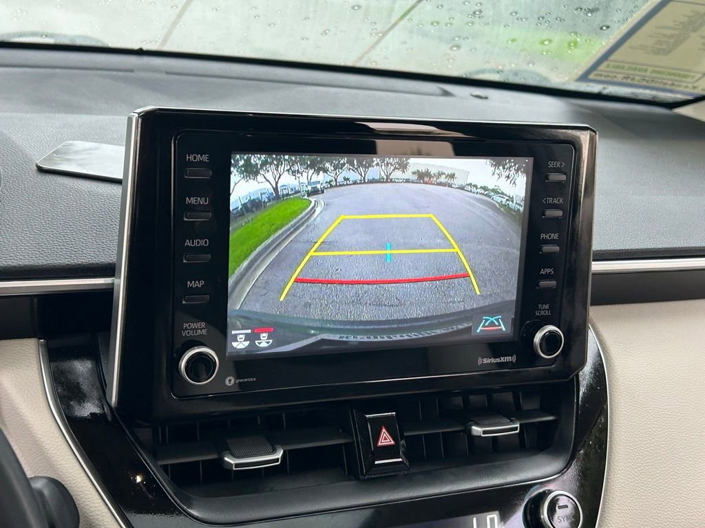 Used 2022 Toyota Corolla Cross XLE image 22