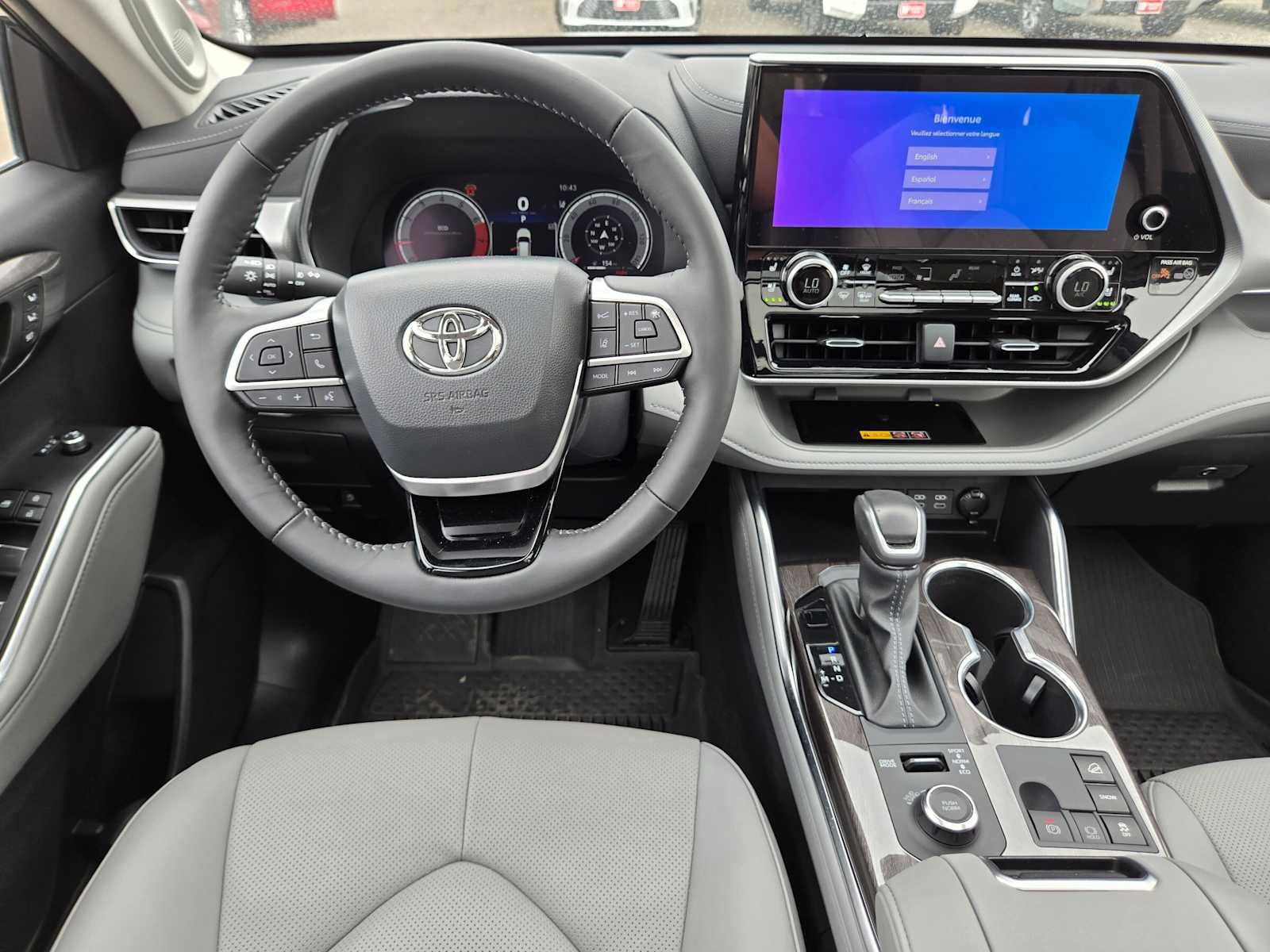 Certified 2025 Toyota Highlander Platinum AWD/4WD image 20