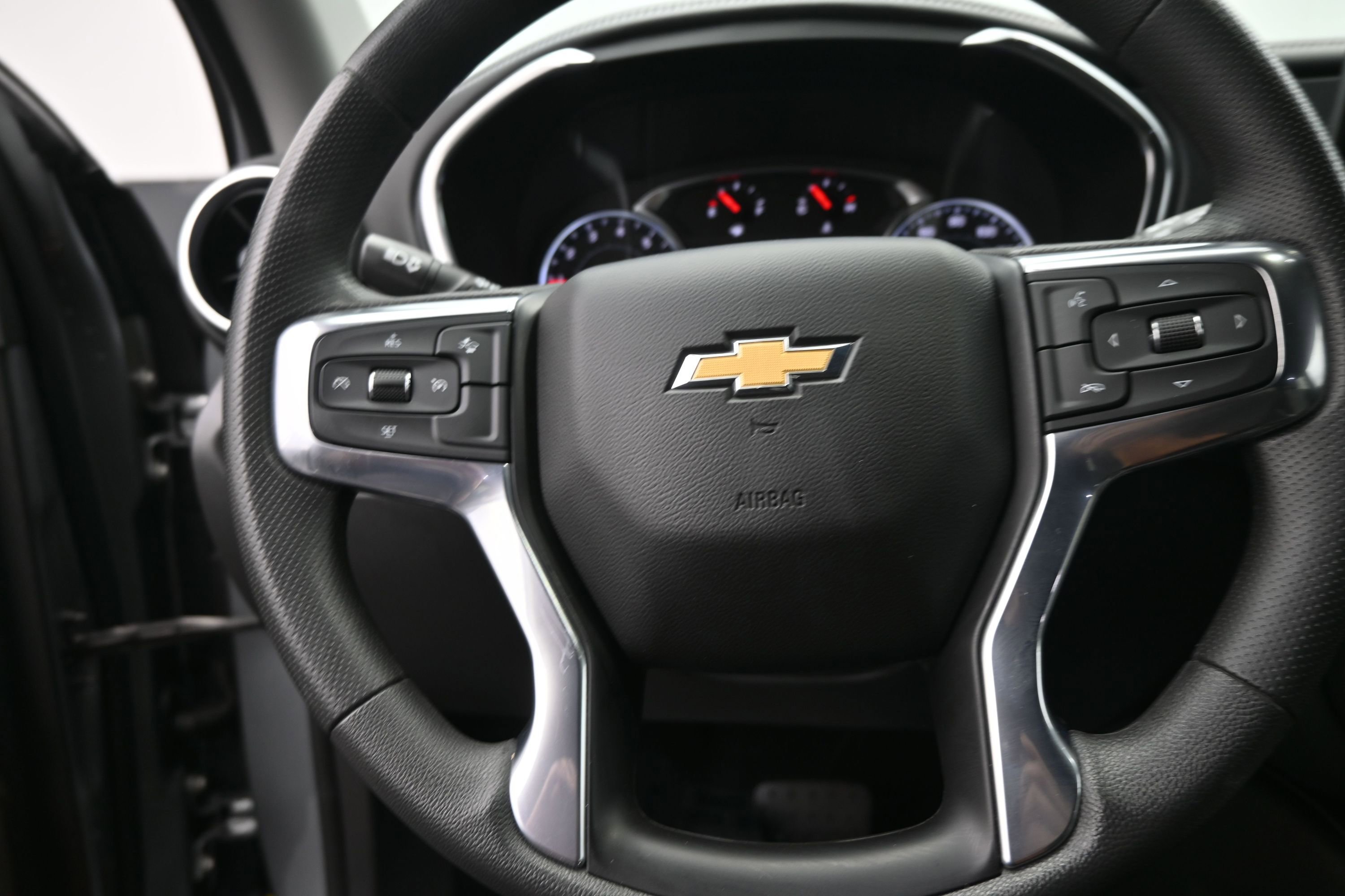 Used 2023 Chevrolet Blazer LT FWD image 22