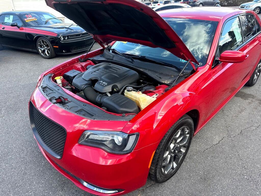 Used 2016 Chrysler 300 S image 36