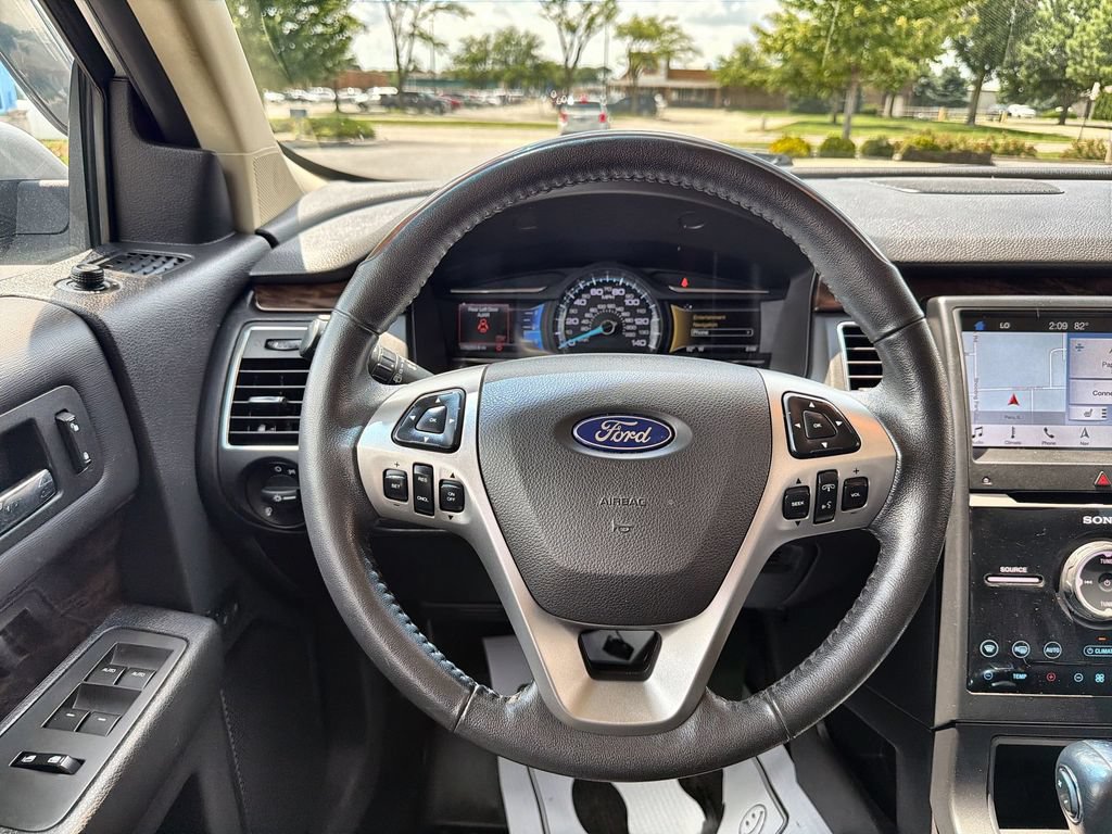 Used 2019 Ford Flex Limited AWD/4WD image 11