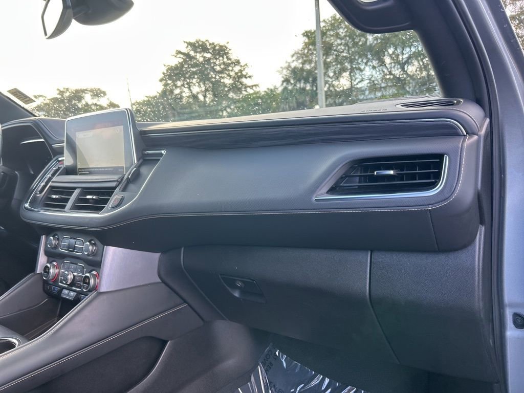 Used 2024 GMC Yukon XL SLT image 25