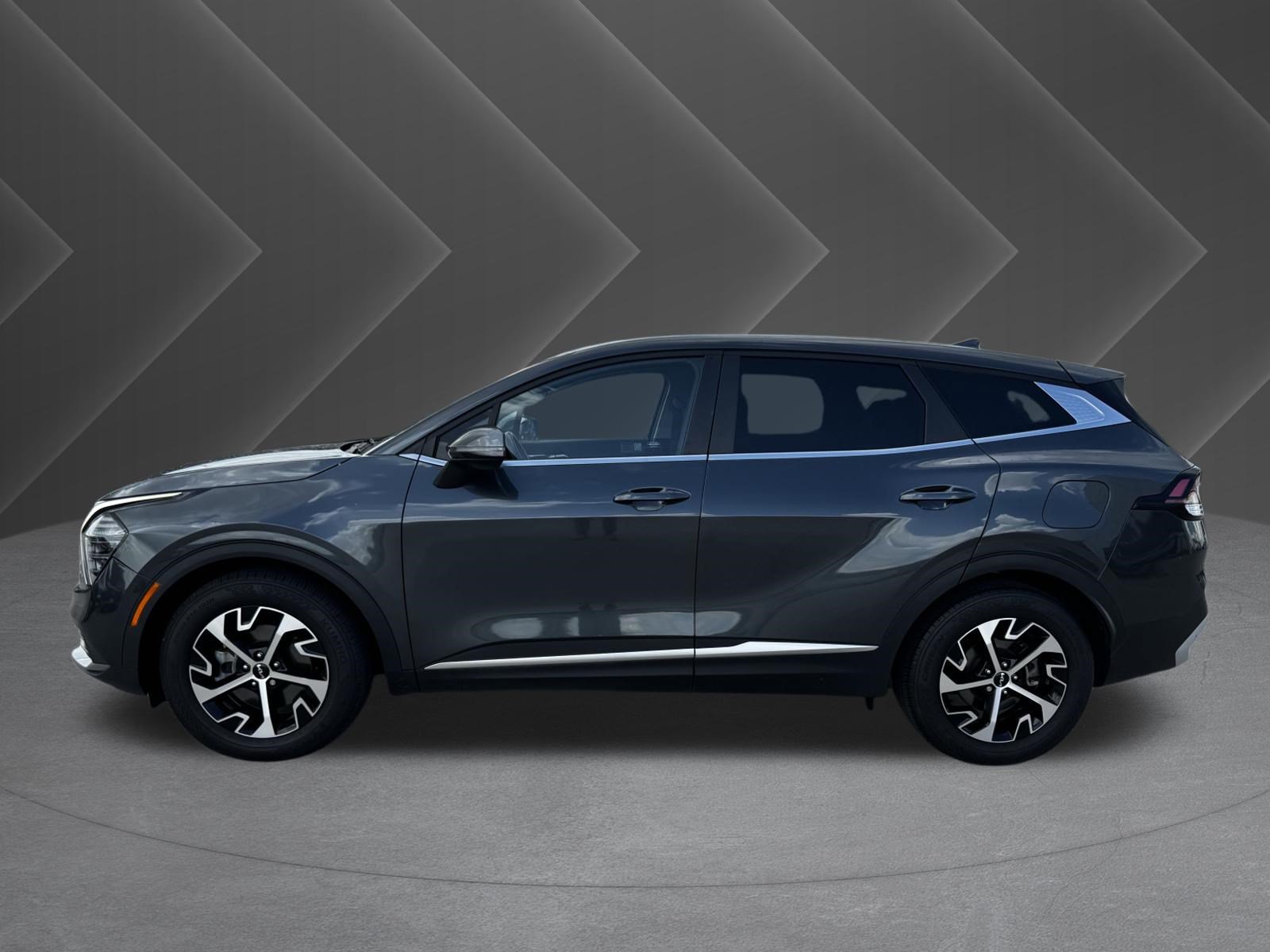 Used 2025 Kia Sportage EX FWD image 5