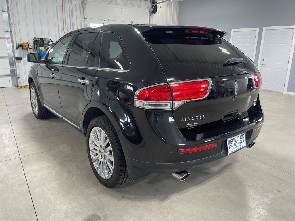 Used 2011 Lincoln MKX AWD w/ 102A Rapid Spec Order Code image 5