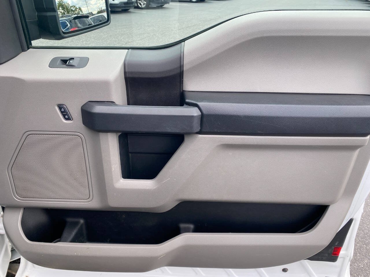 Used 2015 Ford F150 XL w/ XL Power Equipment Group AWD/4WD image 25