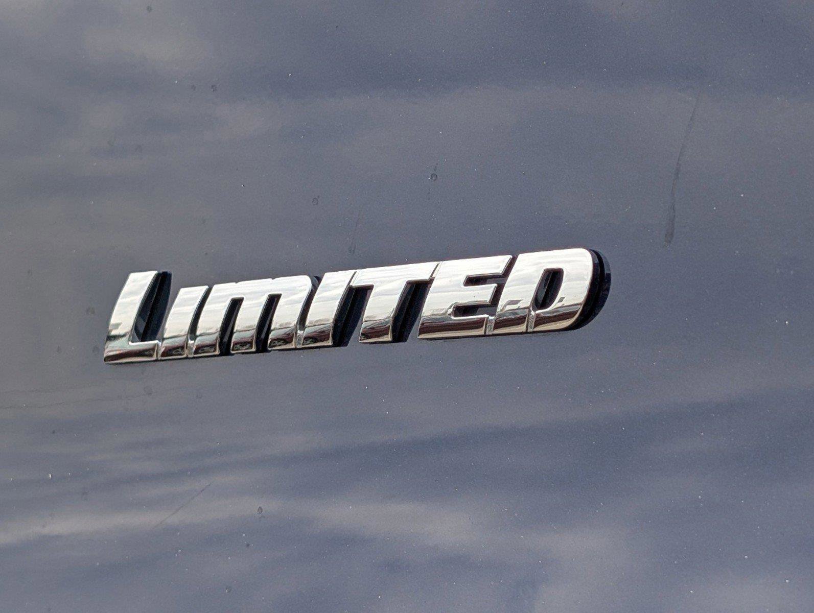 Used 2022 Toyota 4Runner Limited image 8