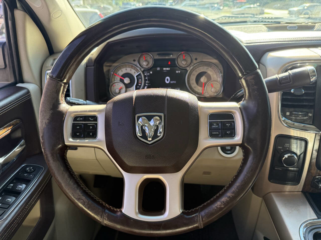 Used 2017 RAM 3500 Laramie Longhorn image 19