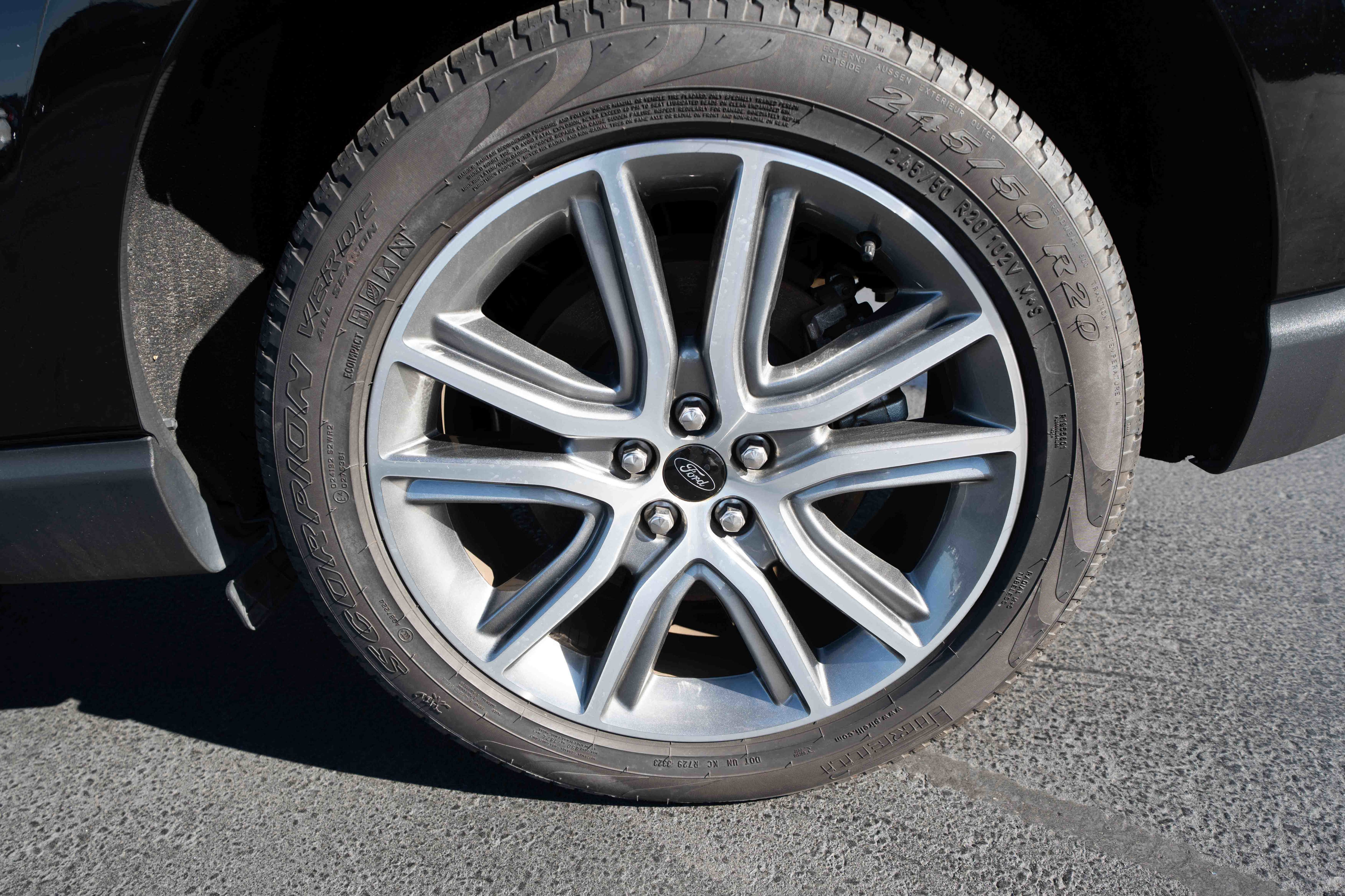 Used 2024 Ford Edge Titanium image 30