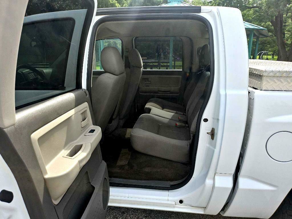 Used 2005 Dodge Dakota SLT w/ Trailer Tow Group image 23