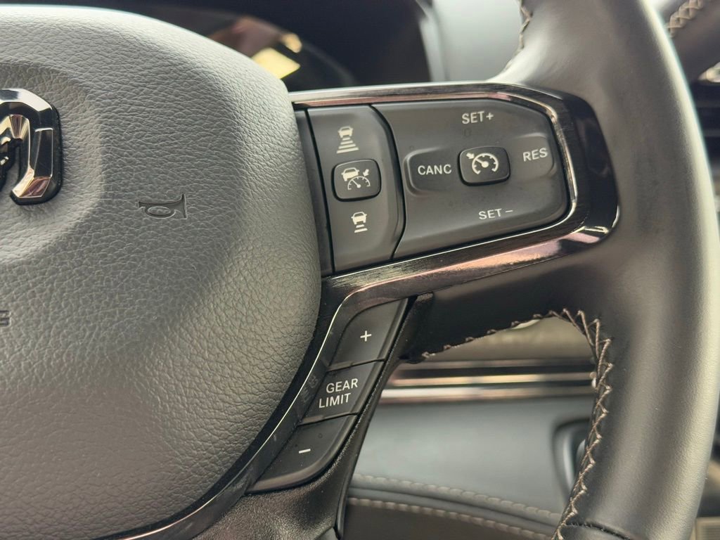 Used 2024 RAM 2500 Limited image 19