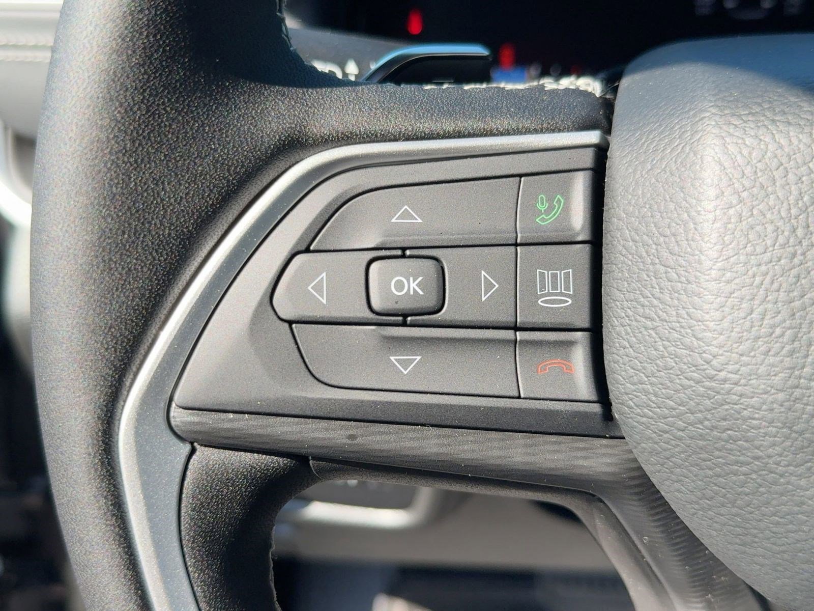 New 2025 Jeep Grand Cherokee L Laredo w/ Luxury Tech Group I image 16