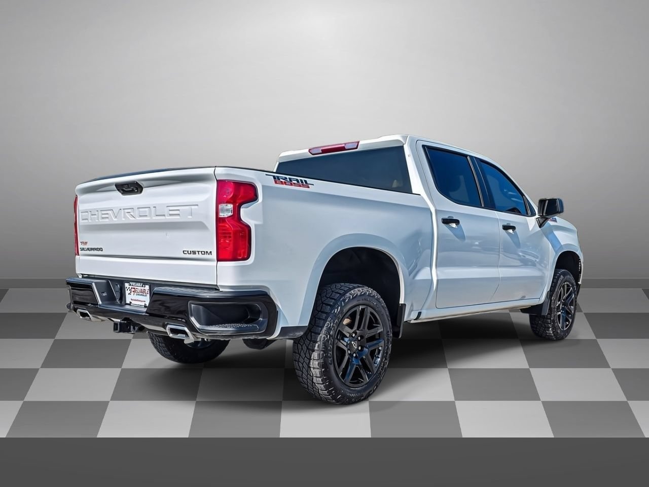 Used 2025 Chevrolet Silverado 1500 Custom Trail Boss AWD/4WD image 6