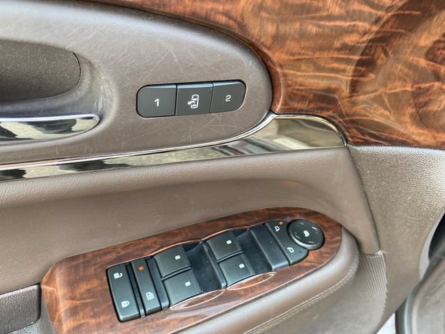 Used 2017 Buick Enclave Leather AWD/4WD image 18