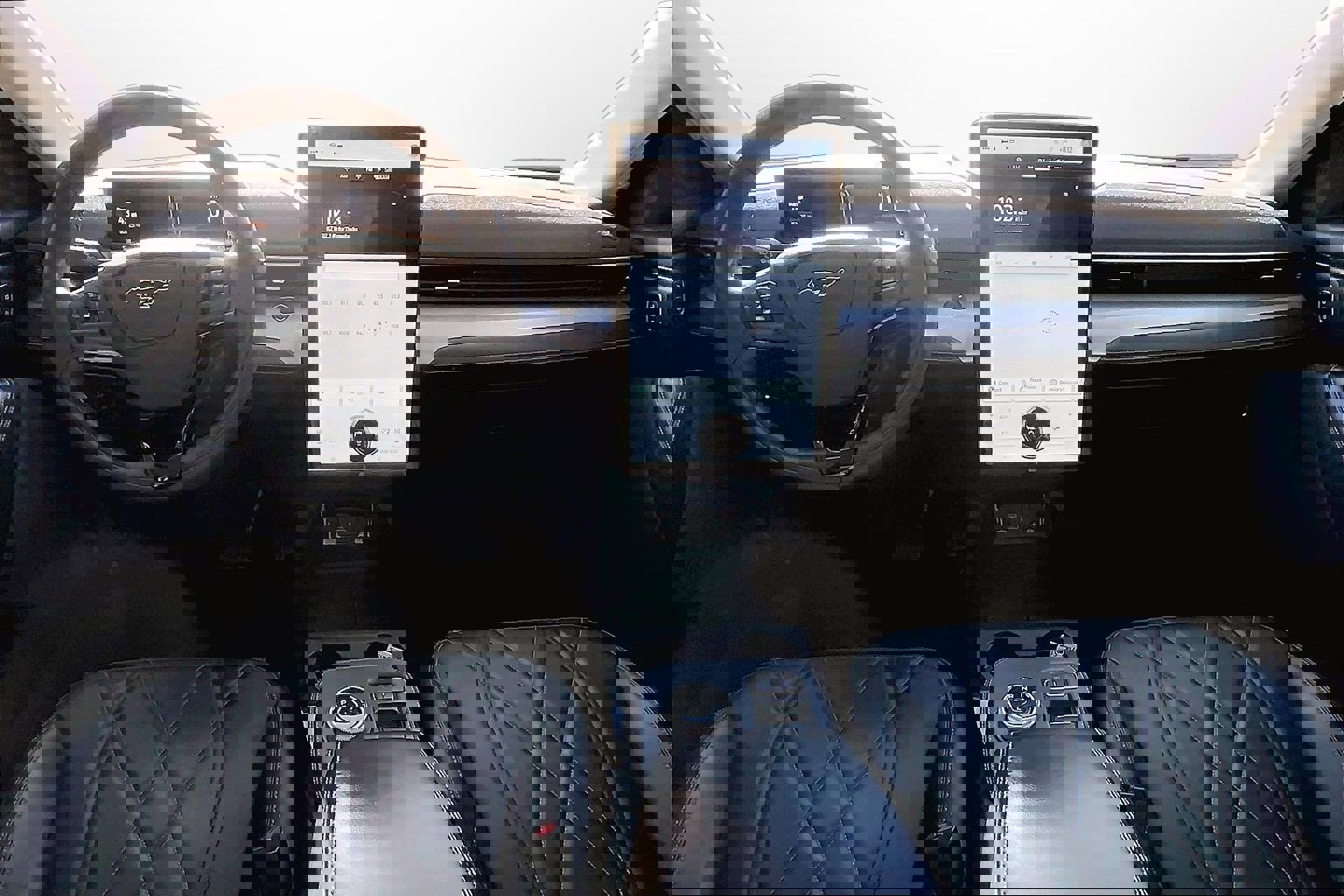 Used 2021 Ford Mustang Mach-E Select image 13