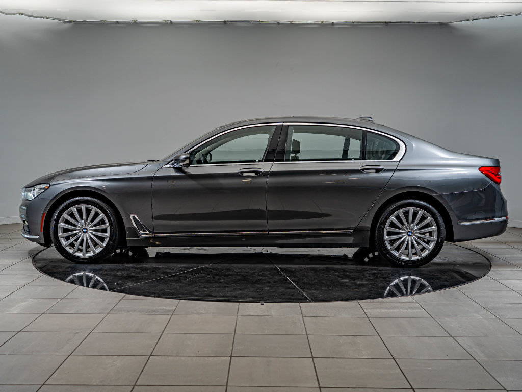 Used 2016 BMW 740i RWD image 8