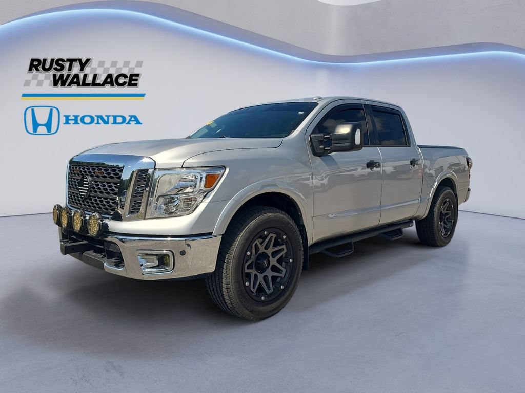 Used 2018 Nissan Titan SV w/ SV Convenience Package