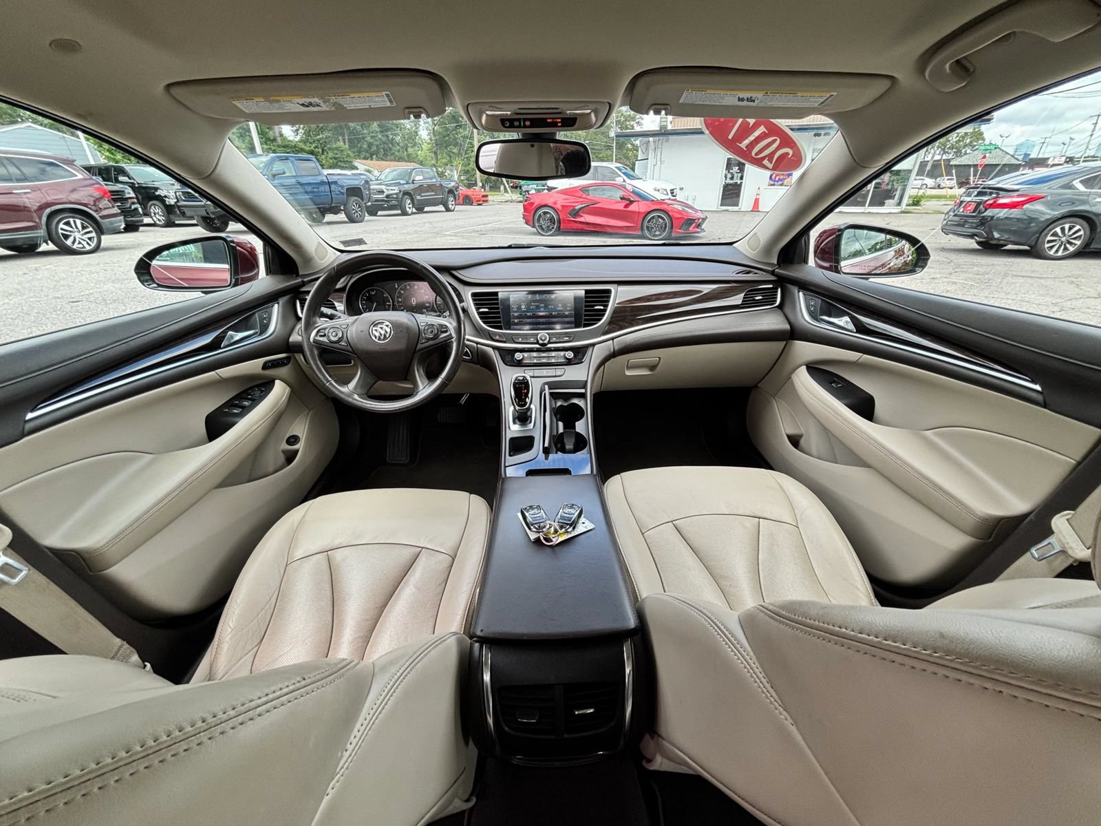 Used 2017 Buick LaCrosse Essence FWD image 16