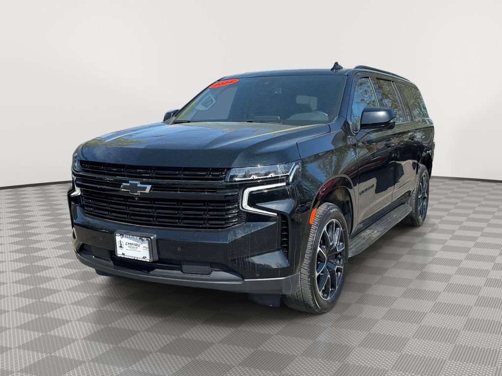 Used 2024 Chevrolet Suburban RST w/ Luxury Package AWD/4WD image 2