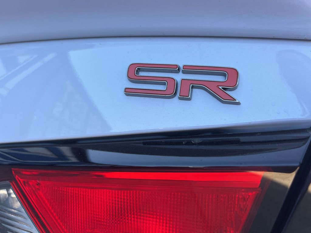 Used 2024 Nissan Altima 2.0 SR image 16