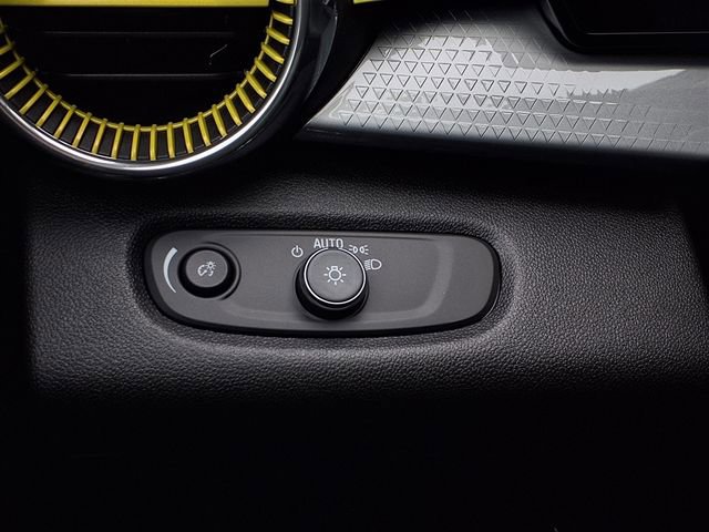 New 2026 Chevrolet Trax LT w/ LT Convenience Package image 10