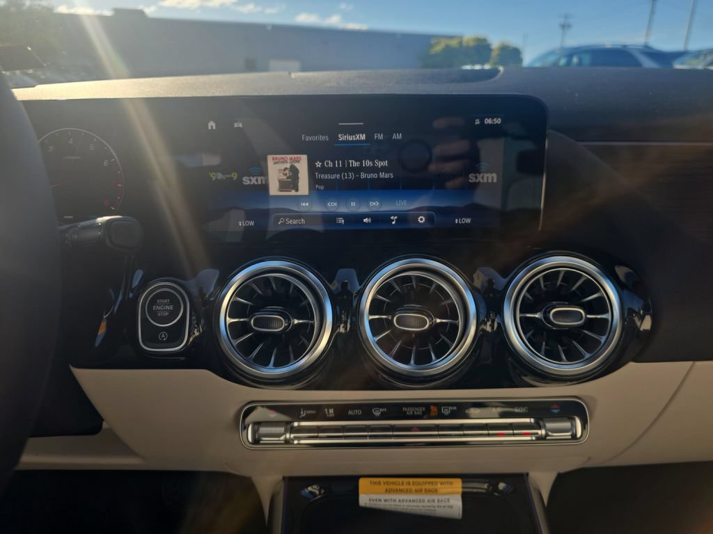 New 2026 Mercedes-Benz GLA 250 4MATIC image 18