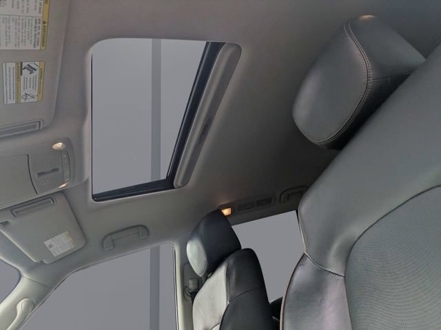 Used 2019 Nissan Armada Platinum w/ Captain's Chairs Package RWD image 22